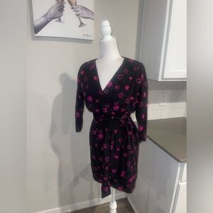 Halston heritage 100% silk heart sequin wrap dress